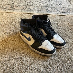 Jordan 1 Mid White Black Racer Blue
